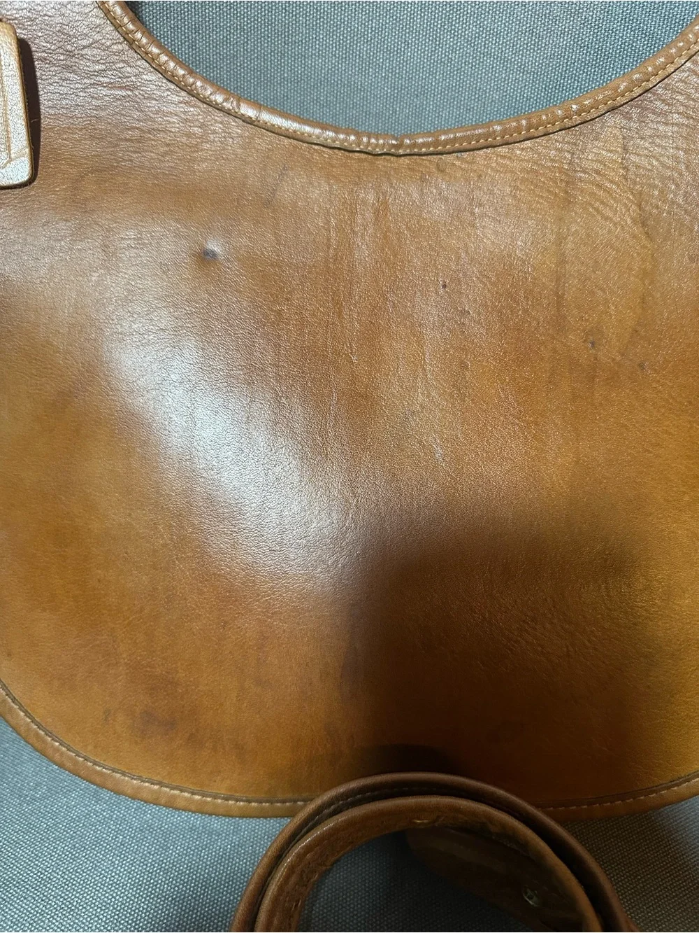 Vintage coach large saddle in saddle 9210